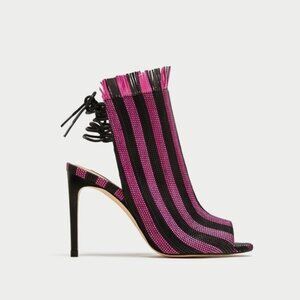 NWOT Zara black & purple pink textured striped open toe & back heeled booties